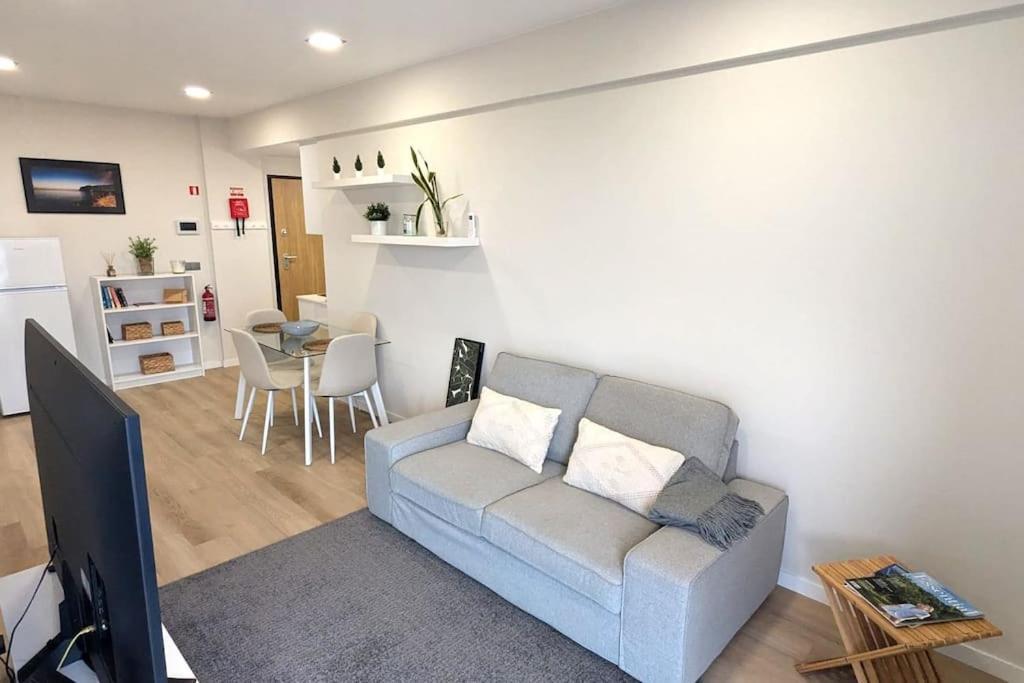 Appartement Top-floor One-bedroom Flats - Peaceful With Ocean And Views