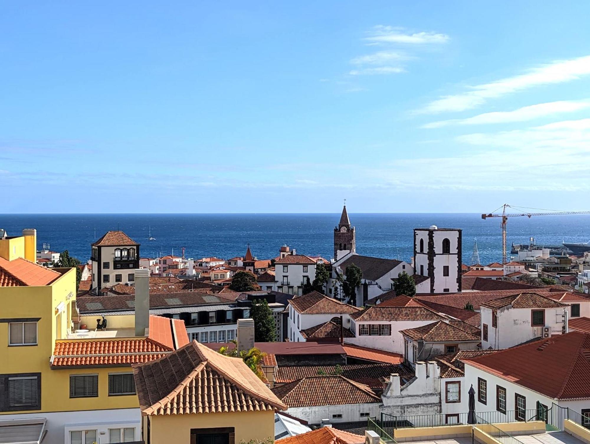 Appartement Top-floor One-bedroom Flats - Peaceful With Ocean And Views *