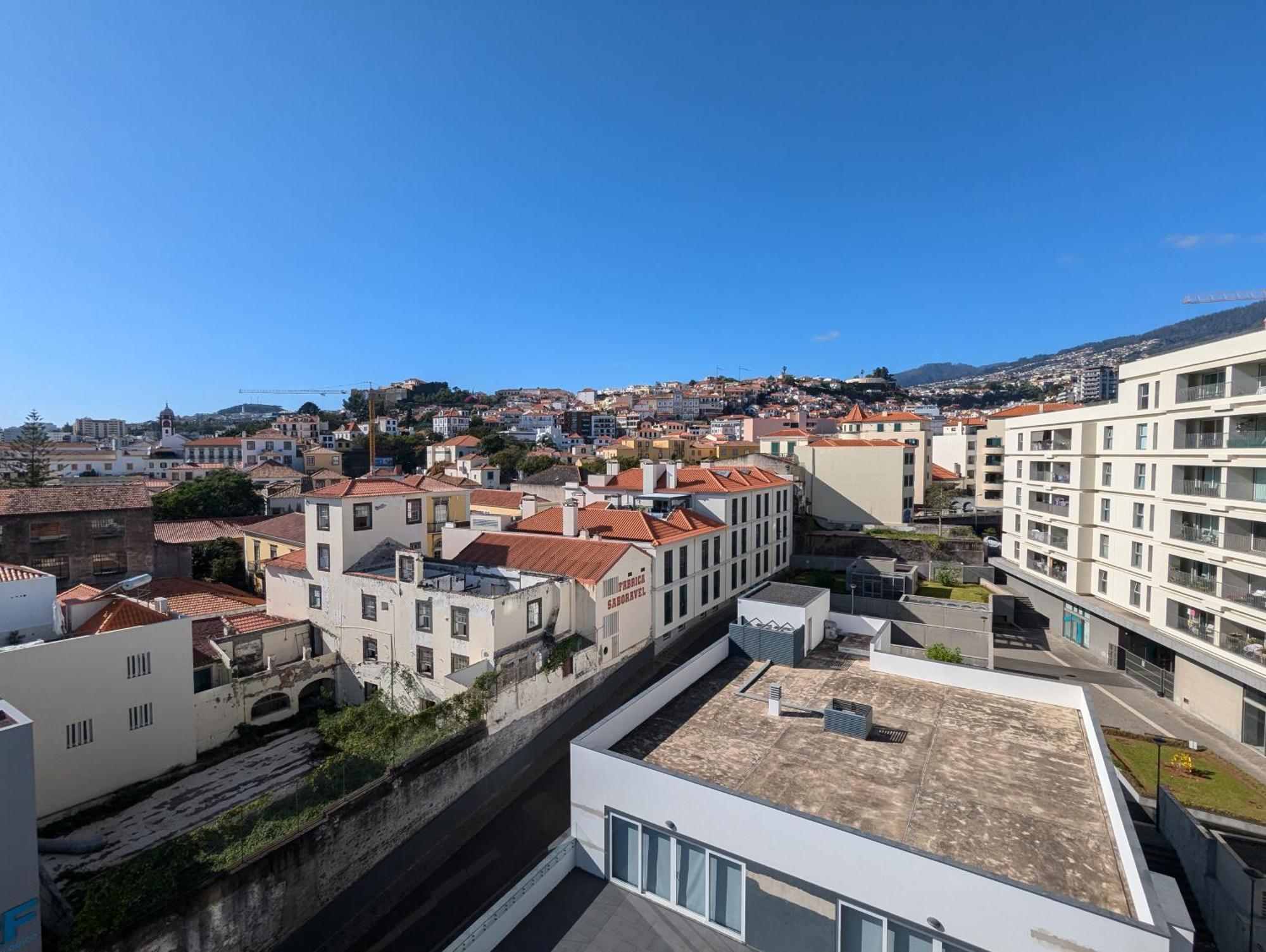 Appartement Top-floor One-bedroom Flats - Peaceful With Ocean And Views